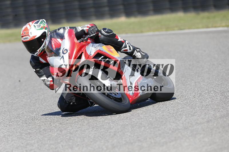 /49 26.08.2025 Cornu Master School ADR/rot-rouge/76